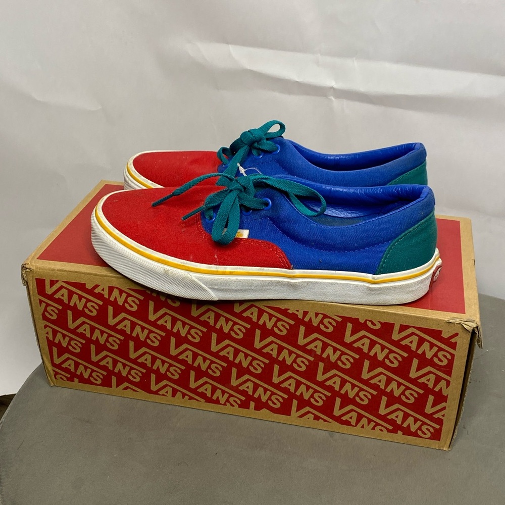 Vans Kids Sneakers in Red and Blue